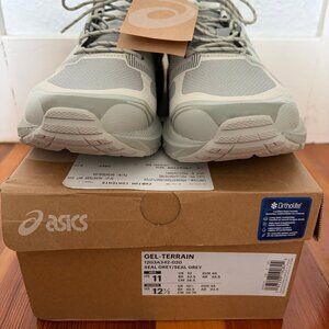 Asics Gel Terrain sneakers 11 NIB